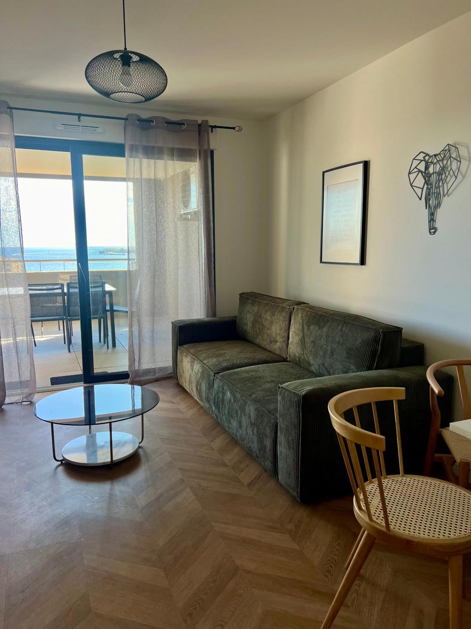 T2 Ajaccio Vue