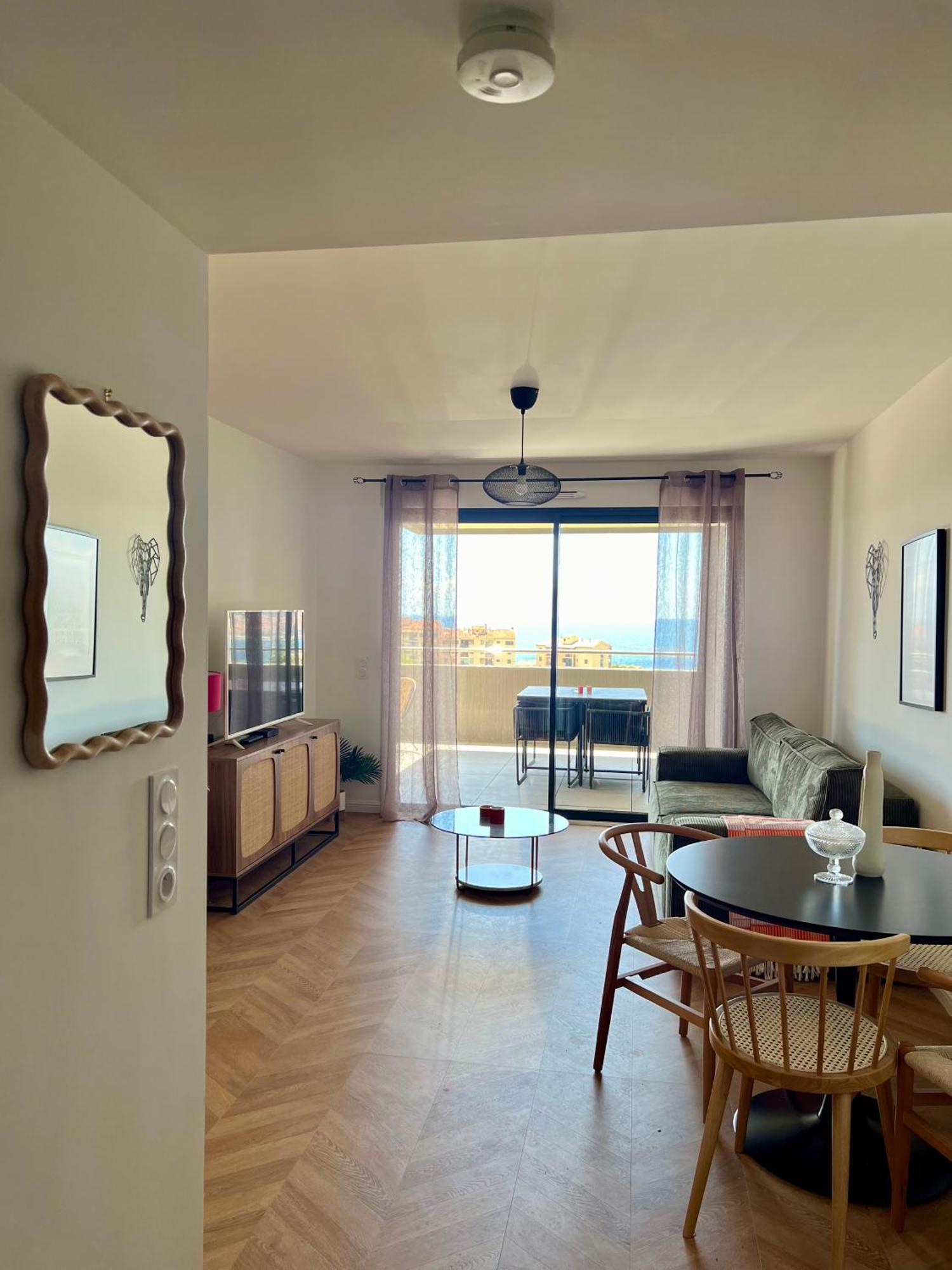 T2 Ajaccio Vue *
